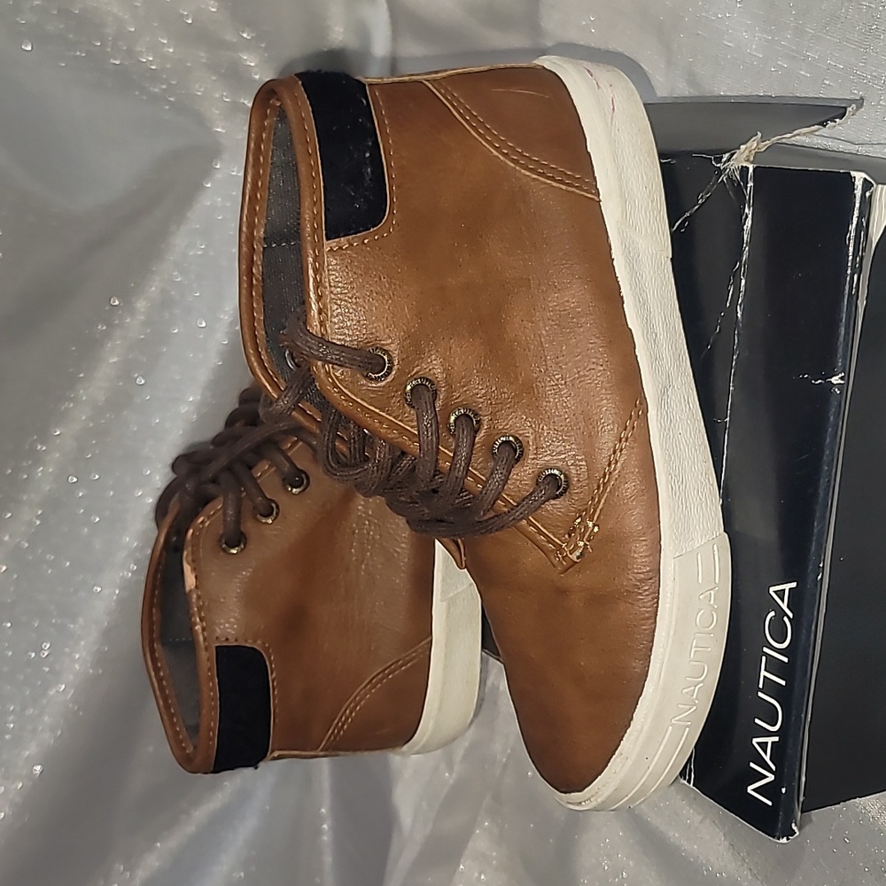 Nautica casual Boots. Little boys size 1 - Picture 1 of 9